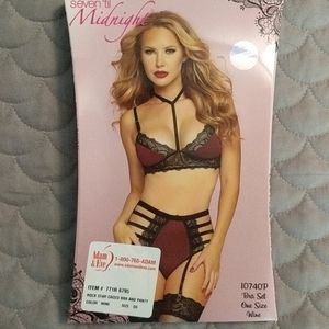 Sexy bra and panty set